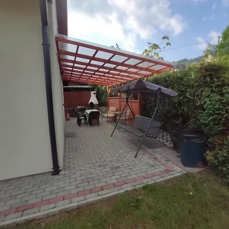 Pod Gora Zar 샬레 *